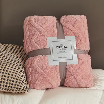Fluffy Coral Velvet Blanket Flannel Plush Comfortable Thickened and Warm Soft Sofa Throw Blanket for Air-Conditioned Room Luxury