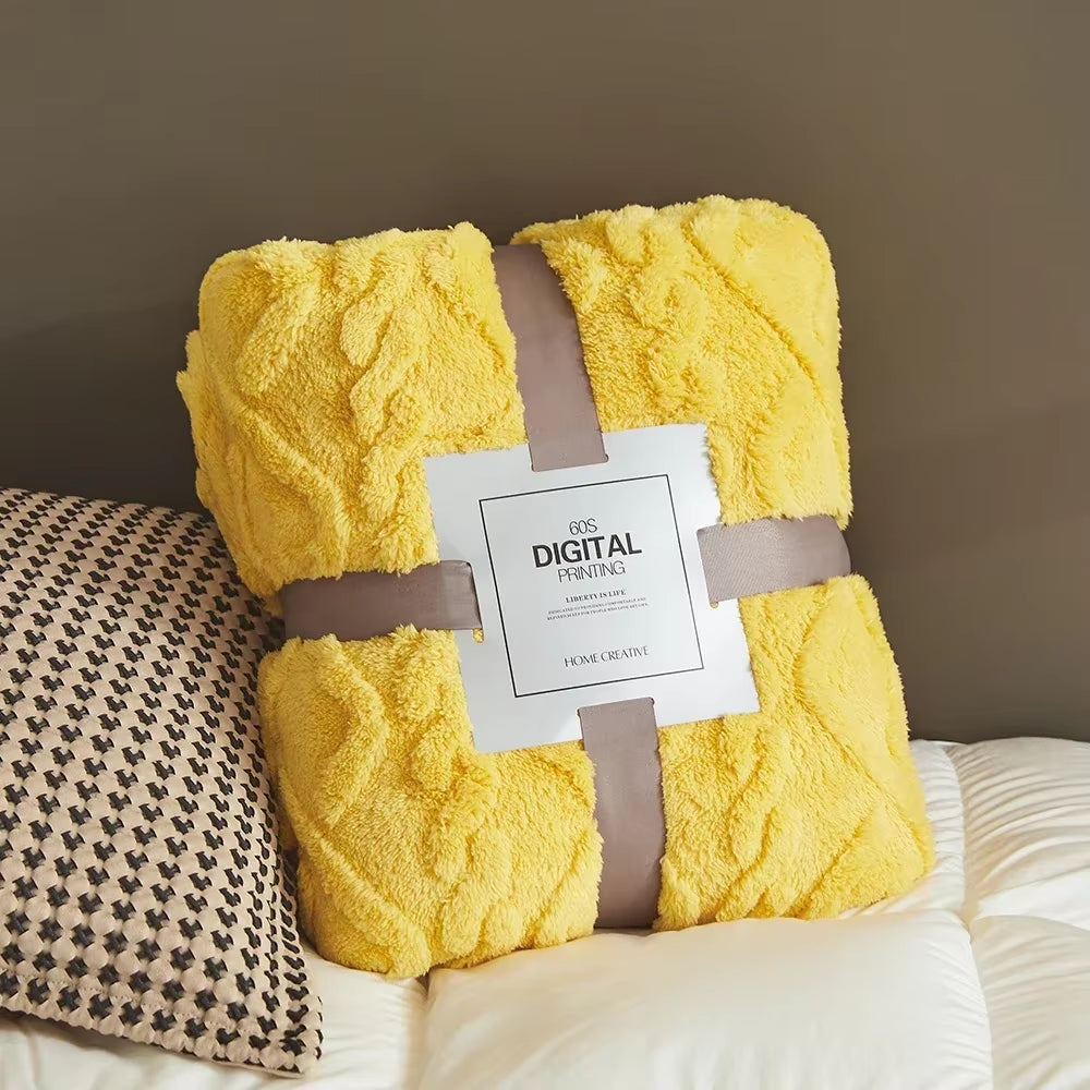 Fluffy Coral Velvet Blanket Flannel Plush Comfortable Thickened and Warm Soft Sofa Throw Blanket for Air-Conditioned Room Luxury